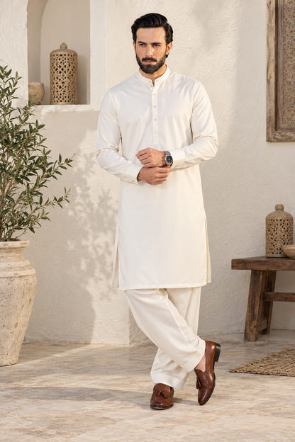 Men's Off-White Unstitched Suit Fabric